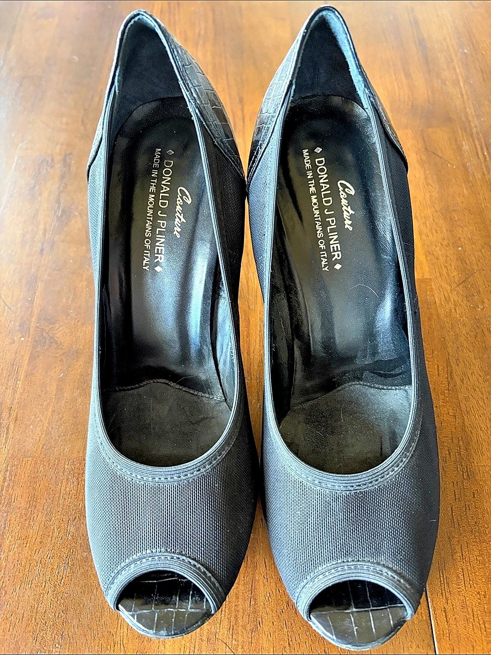 Donald J Pliner Couture Peep Toe Heels Black US 9